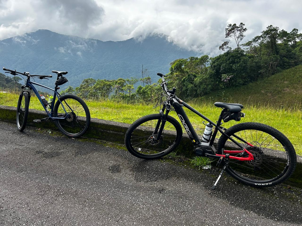 Estrada de Manutenção — Rota Márcia Prado — foto 5
